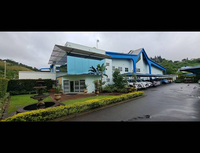 3,535M² FACTORY TO LET IN WESTMEAD